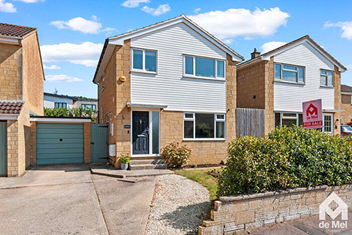 3 Bedroom Detached House For Sale In Roberts Road, Prestbury, GL52