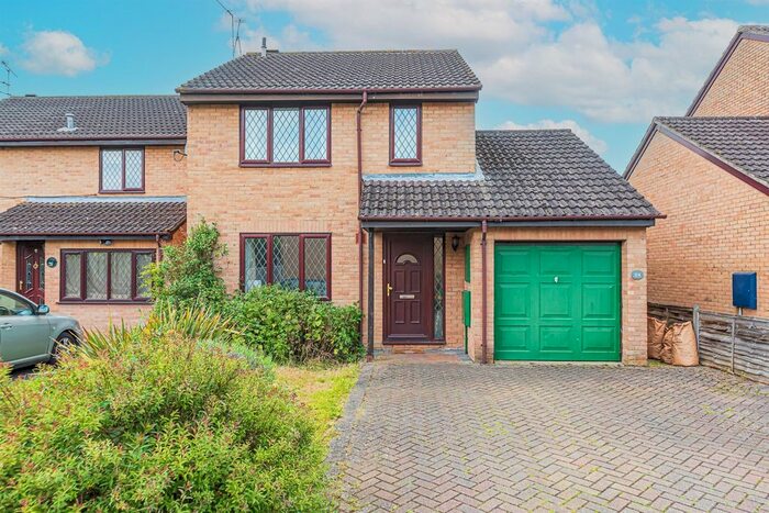 3 Bedroom Detached House To Rent In Skelmerdale Way, Lower Earley, RG6