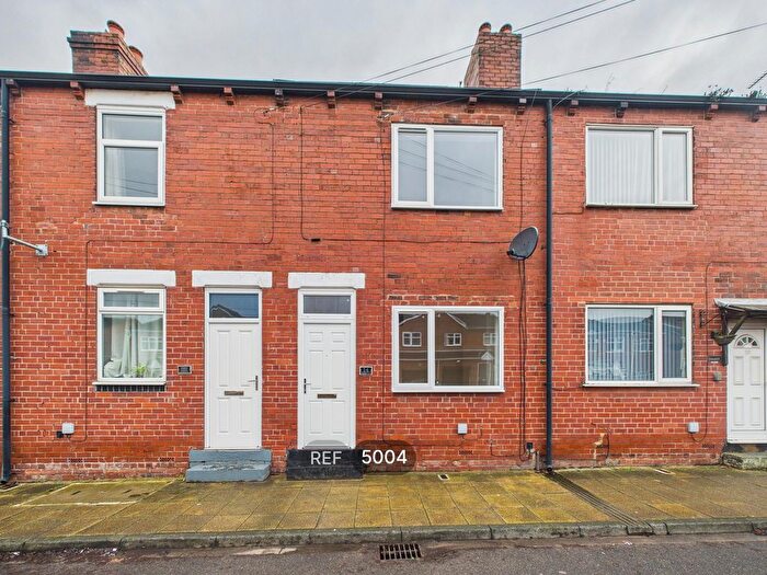 2 Bedroom Terraced House To Rent In Manor Grove, Castleford, WF10