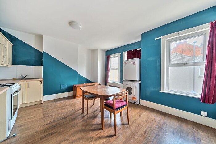 2 Bedroom Flat To Rent In Calderwood Street, London, SE18