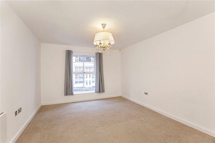 1 Bedroom Flat To Rent In Skeldergate, York, North Yorkshire, YO1