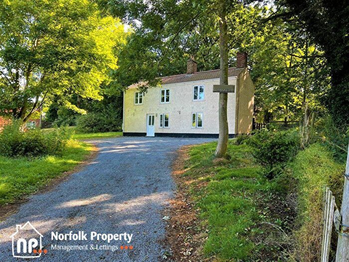 2 Bedroom Cottage To Rent In Limpenhoe, NR13