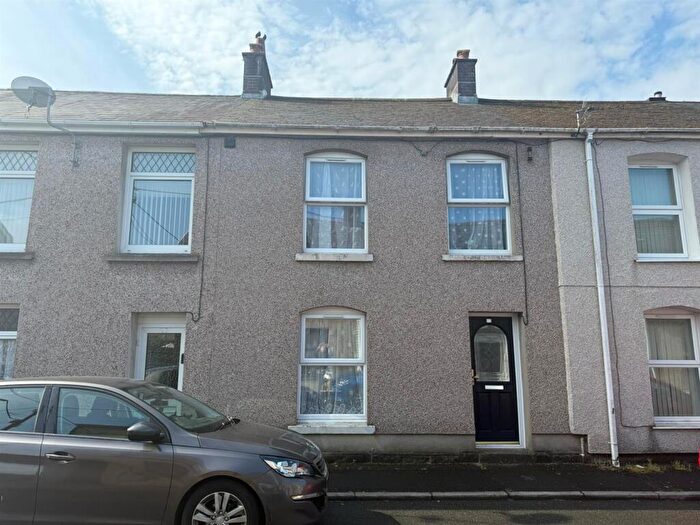 3 Bedroom Terraced House For Sale In Harold Street, Ammanford, SA18