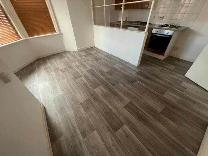 1 Bedroom Studio To Rent In - Aylesbury Road, Bournemouth, BH1