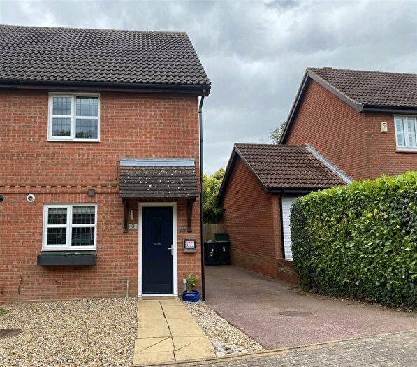 2 Bedroom End Of Terrace House To Rent In Garden Way, Kings Hill, ME19