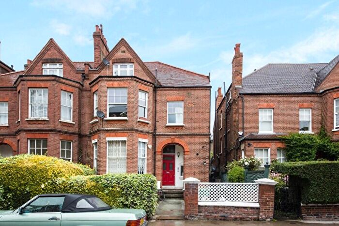 Studio To Rent In Lambolle Road, Belsize Park, NW3