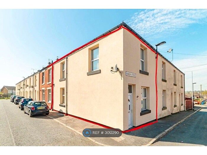 3 Bedroom End Of Terrace House To Rent In Cobden St, Heywood, OL10