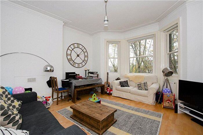2 Bedroom Flat To Rent In Highbury New Park, Islington, N5