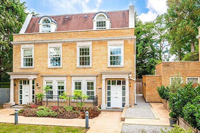 4 Bedroom Semi-Detached House For Sale In Ridgewood, Weybridge, KT13