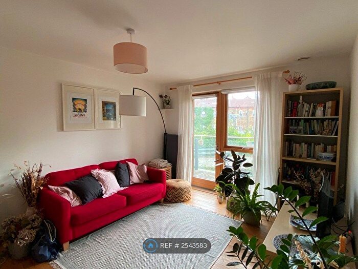 2 Bedroom Flat To Rent In Corsica Street, London, N5