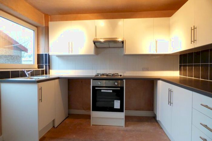 3 Bedroom Town House To Rent In Garsdale Walk, Knottingley WF11