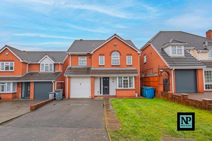 4 Bedroom Detached House To Rent In Redcliff, Amington, B77