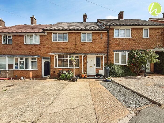 3 Bedroom Terraced House For Sale In Nursery Road, Stanford-Le-Hope, SS17