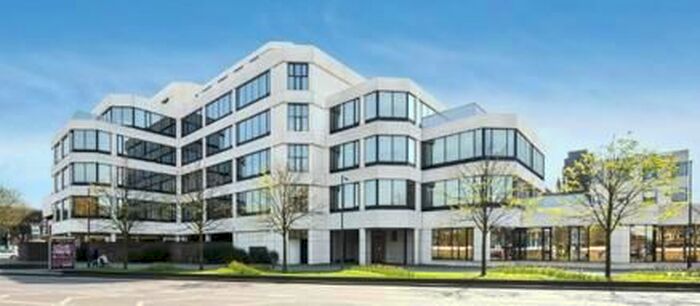 1 Bedroom Flat To Rent In High Street, Cornwall House, Slough, SL1