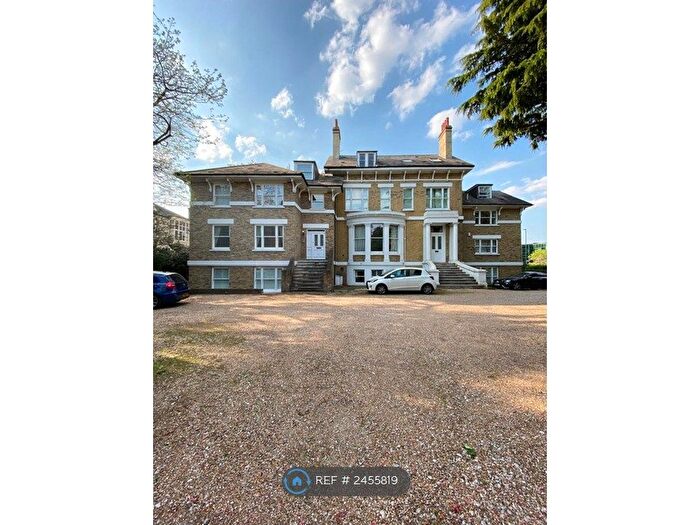 2 Bedroom Flat To Rent In Portinscale Road, London, SW15