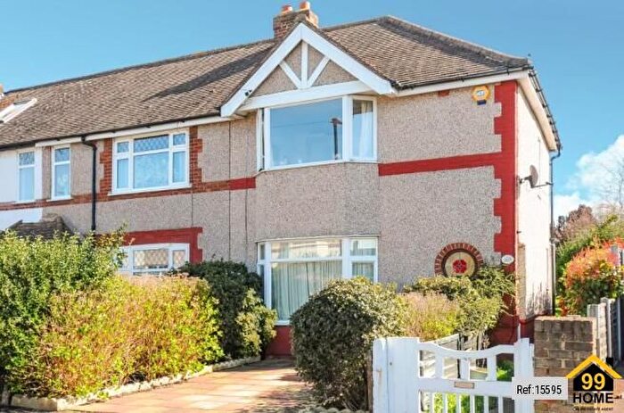 2 Bedroom End Of Terrace House To Rent In Denison Road, Feltham, Middlesex, TW13