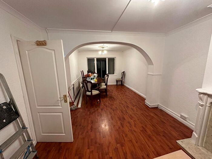 3 Bedroom Terraced House To Rent In Greenwood Avenue, Enfield, EN3