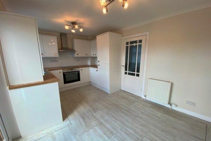 2 Bedroom Terraced House To Rent In Portland Place, Hamilton, ML3