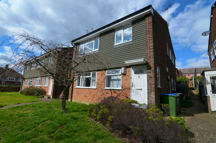 2 Bedroom Maisonette To Rent In Briary Court, Sidcup, DA14