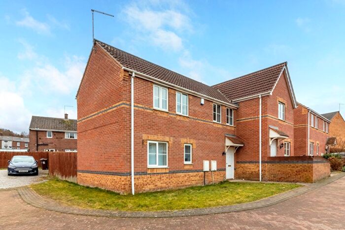 3 Bedroom Semi-Detached House To Rent In Portland Street, Barnsley, S70