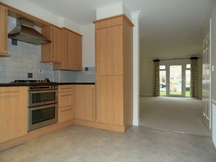 2 Bedroom Apartment To Rent In Marina Way, Abingdon, OX14