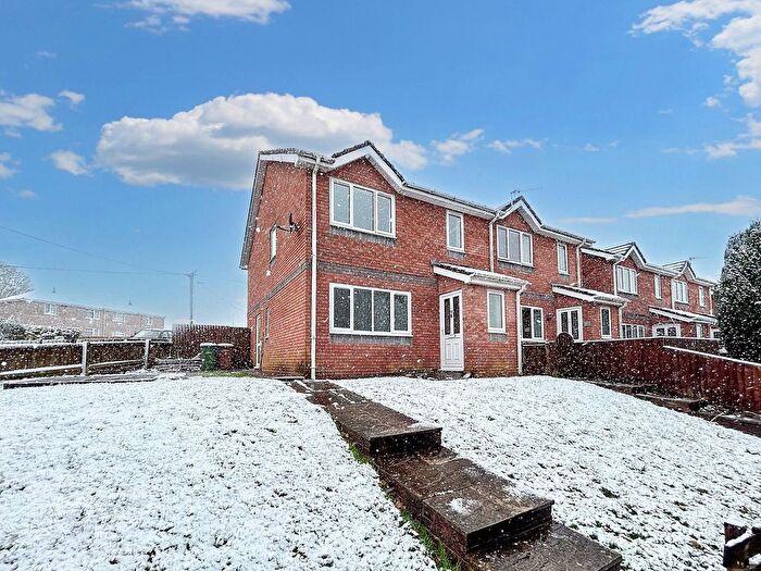 3 Bedroom Semi-Detached House For Sale In Penywerlod Road, Markham, NP12