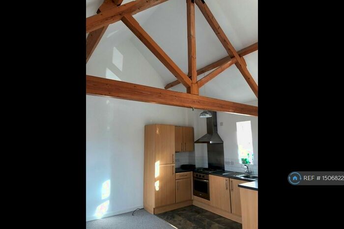 1 Bedroom Terraced House To Rent In Higham Ferrers, Higham Ferrers, NN10