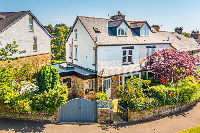4 Bedroom Semi-Detached House For Sale In Tom Lane, Fulwood, S10