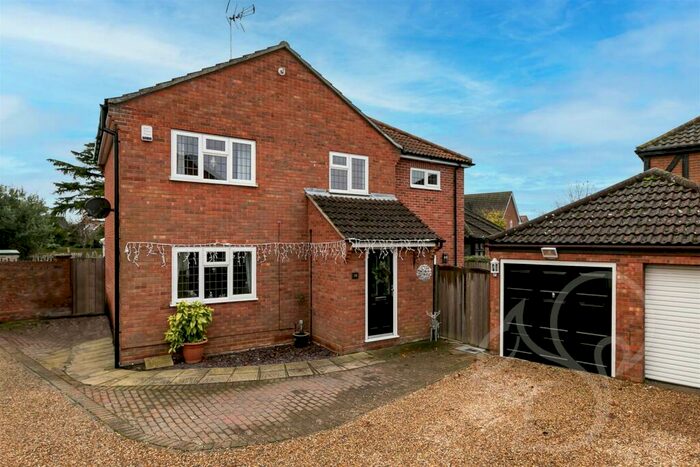4 Bedroom Detached House For Sale In Richmond Road, West Mersea, CO5