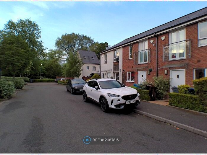 2 Bedroom Terraced House To Rent In Wesham Road, Manchester, M11