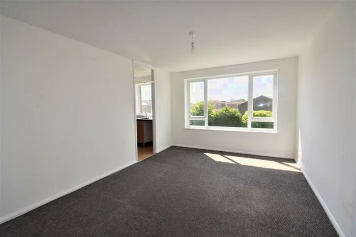 1 Bedroom Flat To Rent In Hatherley Road Sidcup, DA14