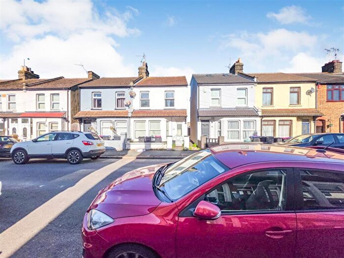 3 Bedroom Terraced House For Sale In Friars Street, Shoeburyness, SS3