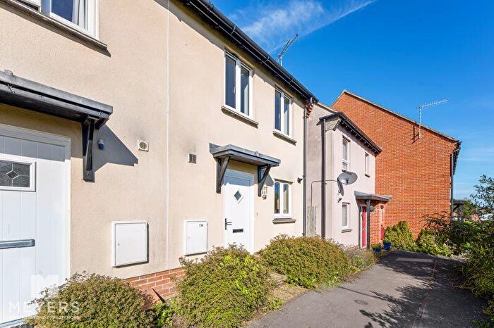 2 Bedroom Semi Detached House For Sale In Back Lane, Wool, BH20