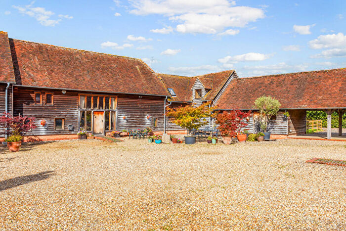 4 Bedroom Barn Conversion For Sale In West End Farm Barn, Mattingley, RG27