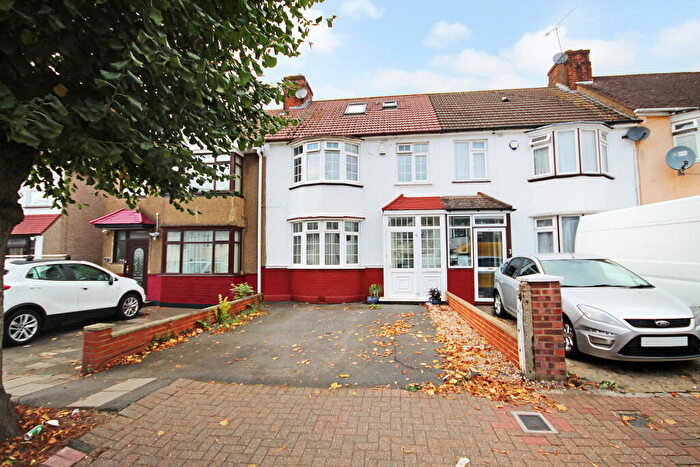 4 Bedroom Terraced House To Rent In Woodstock Road, Wembley, HA0