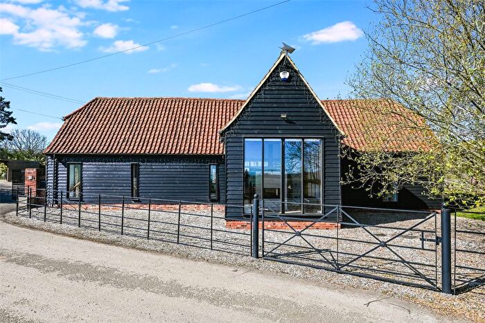 5 Bedroom Detached House For Sale In Buttleys Lane, Dunmow, Essex, CM6