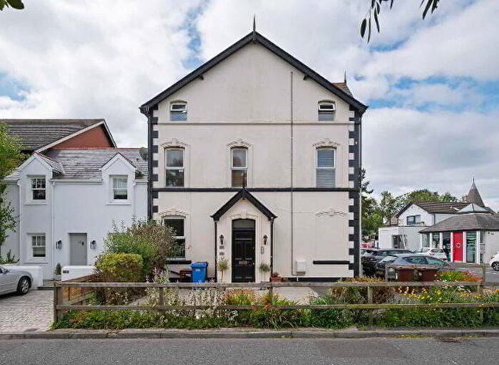 2 Bedroom Apartments For Sale In D Bridge Road, Helens Bay, BT19