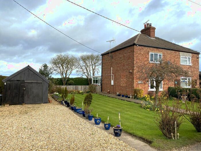 3 Bedroom Semi-Detached House For Sale In Main Road, Gedney Drove End, PE12