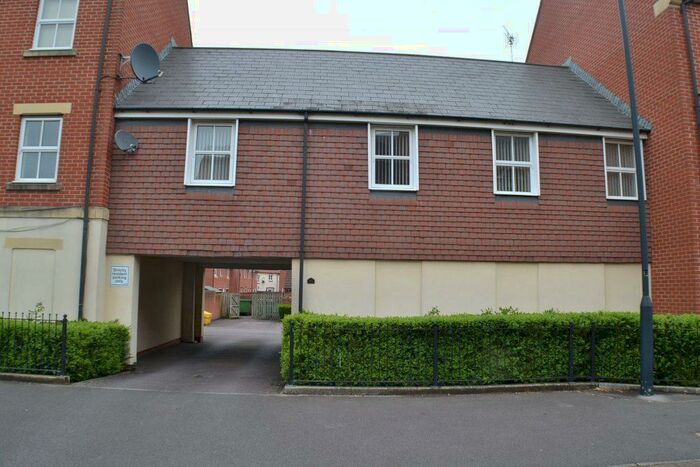 2 Bedroom Flat To Rent In Pioneer Road Swindon, SN25