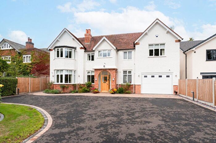 5 Bedroom Detached House To Rent In Alderbrook Road, Solihull, West Midlands, B91