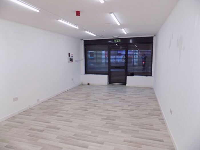 2 Bedroom Terraced House For Sale In Lee Lane, Bolton, BL6