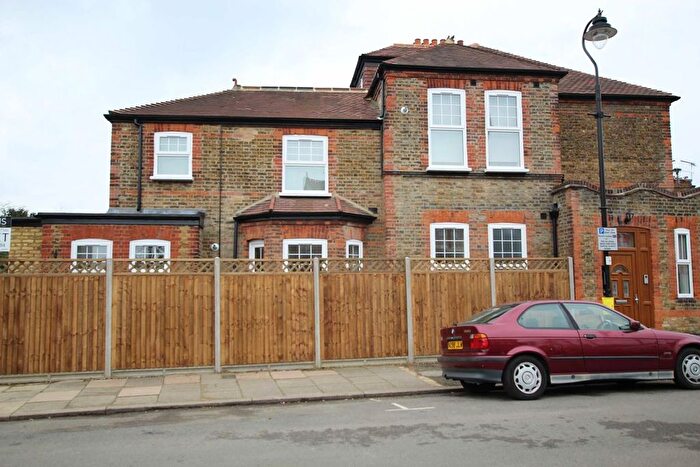1 Bedroom Flat To Rent In Campbell Road, Hanwell, W7