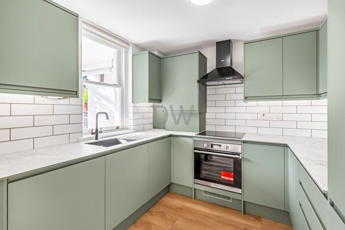 1 Bedroom Flat To Rent In Friend Street, London, EC1V