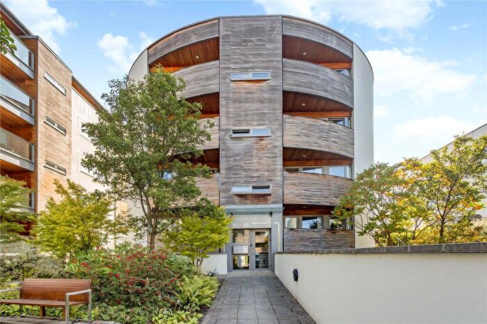 2 Bedroom Apartment To Rent In Century Court, Montpellier Grove, Cheltenham, Gloucestershire, GL50