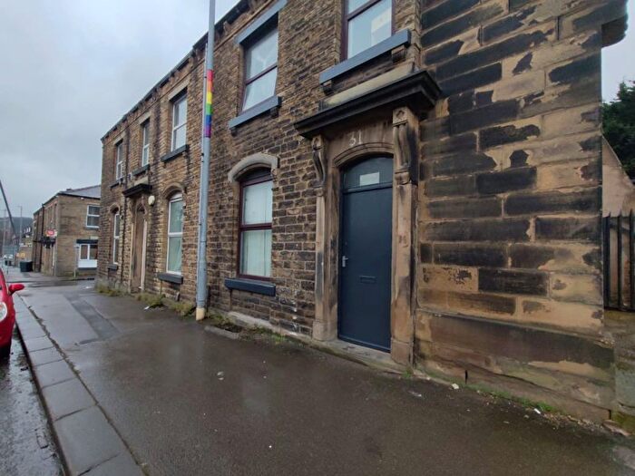 3 Bedroom Terraced House To Rent In Lower Fitzwilliam Street, Huddersfield, HD1