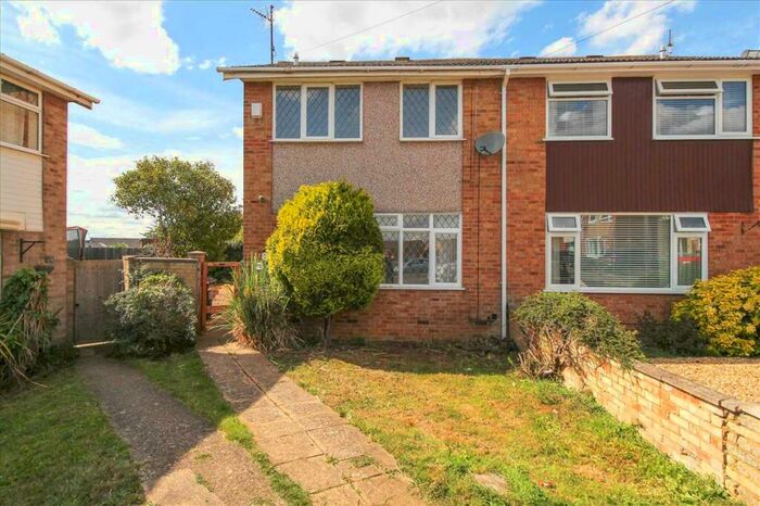 3 Bedroom Semi-Detached House To Rent In Severn Court, Burton Latimer, NN15