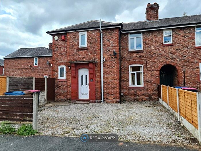 3 Bedroom End Of Terrace House To Rent In May Street, Eccles, Manchester, M30