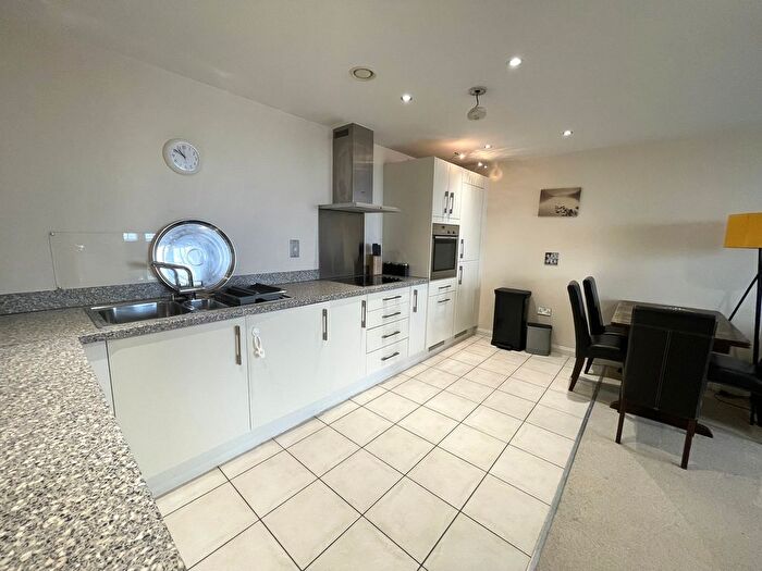 2 Bedroom Flat To Rent In Trawler Road, Maritime Quarter, Swansea, SA1