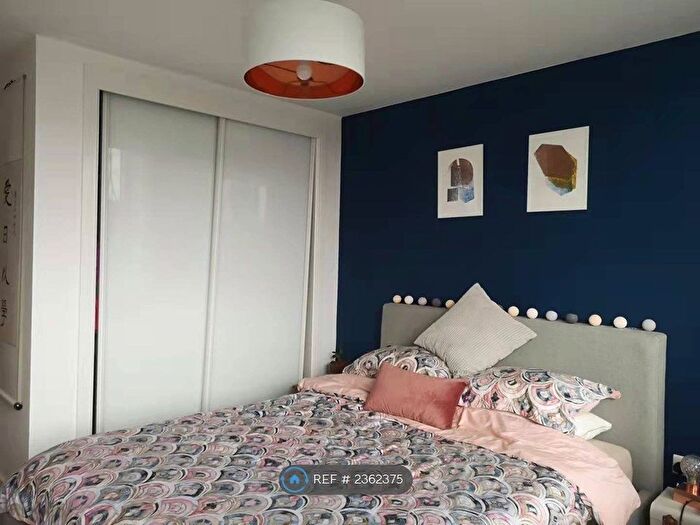 1 Bedroom Flat To Rent In Churchill Place, Basingstoke, RG21