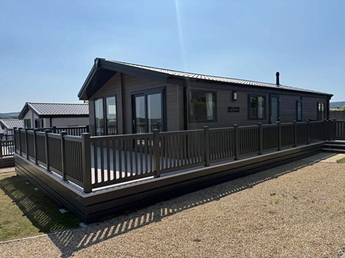2 Bedroom Lodge For Sale In Two Bed Willerby New Holland, The Orchards Holiday Park, Main Road, Newbridge, Isle Of Wight, PO41